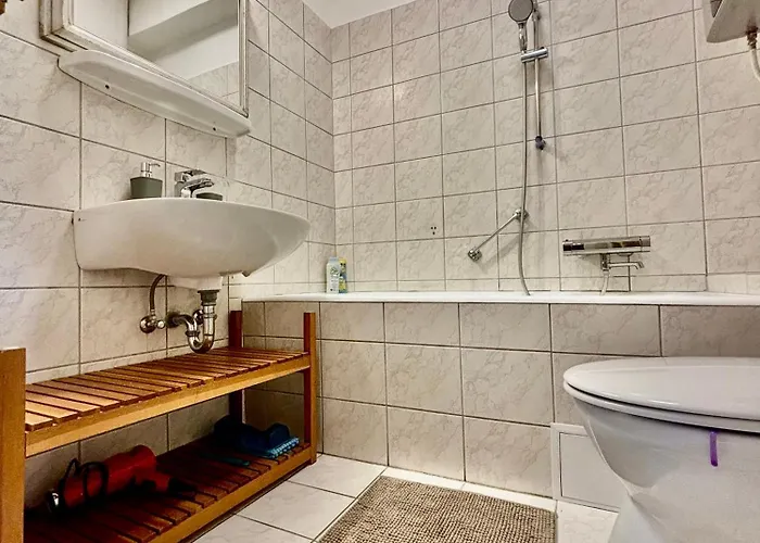 Frankel Near Lukacs Bath *